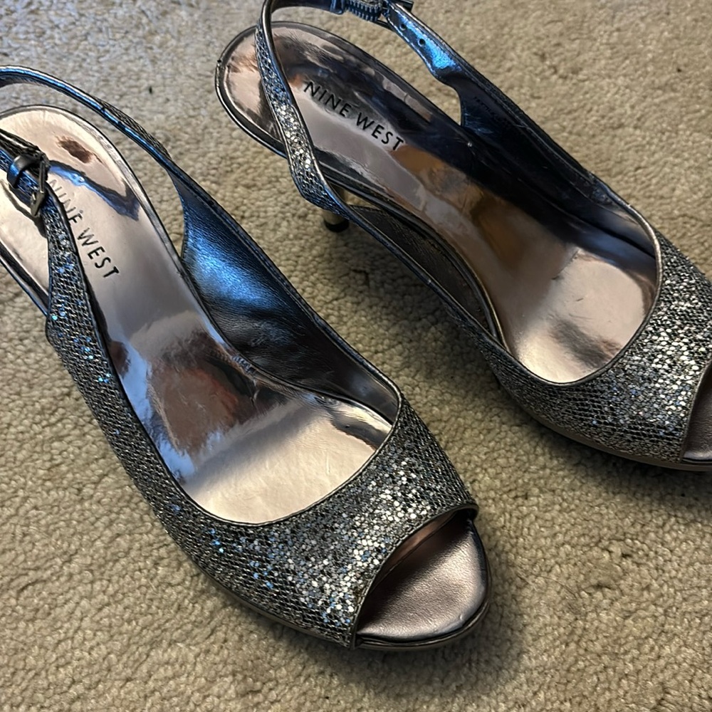 Silver Nine West Heels sz 7 like new